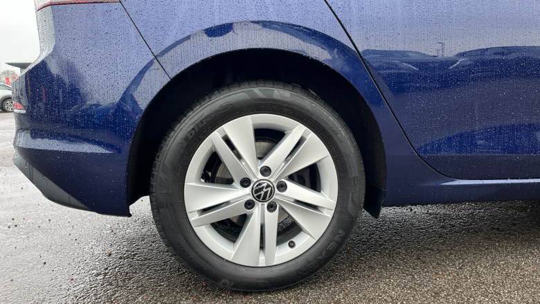 Volkswagen Golf 1.5 TSI 150 Life 5dr Petrol Hatchback